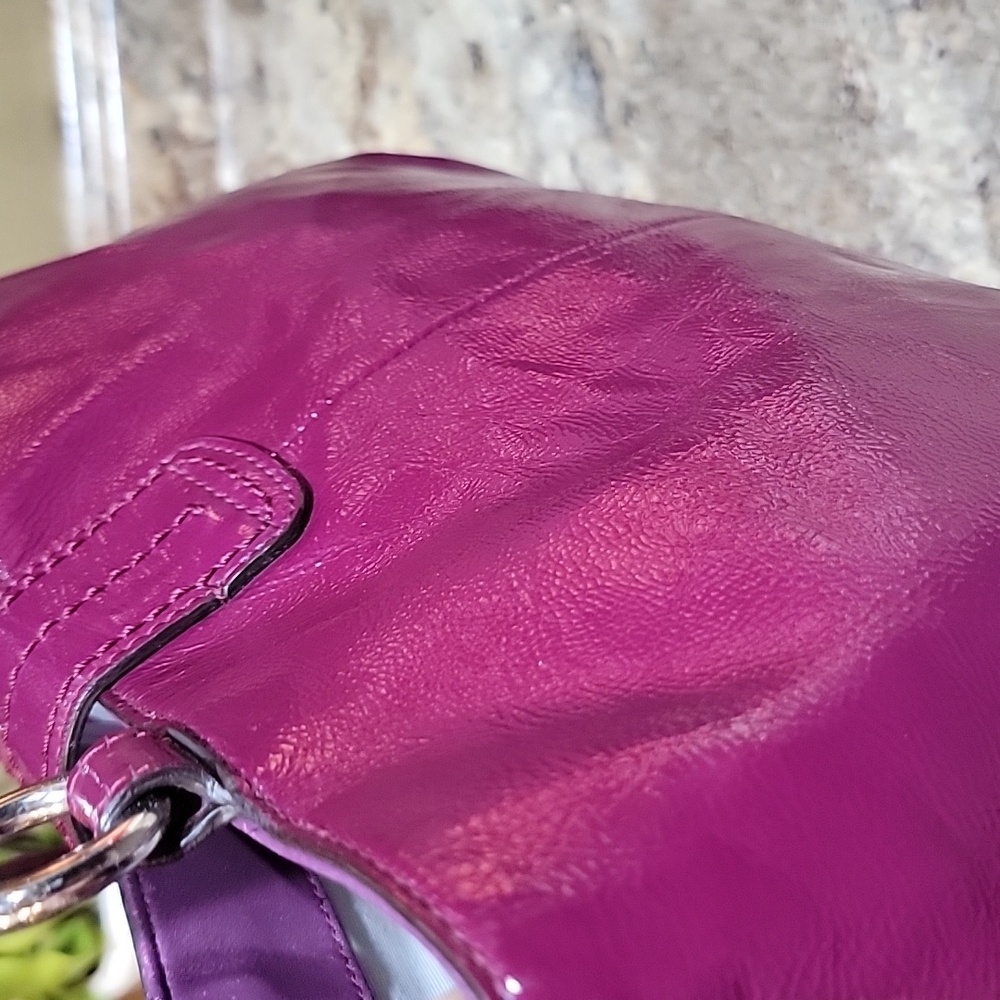 Coach EUC SOHO Plum Patient Leather Handbag - Picture 3 of 9